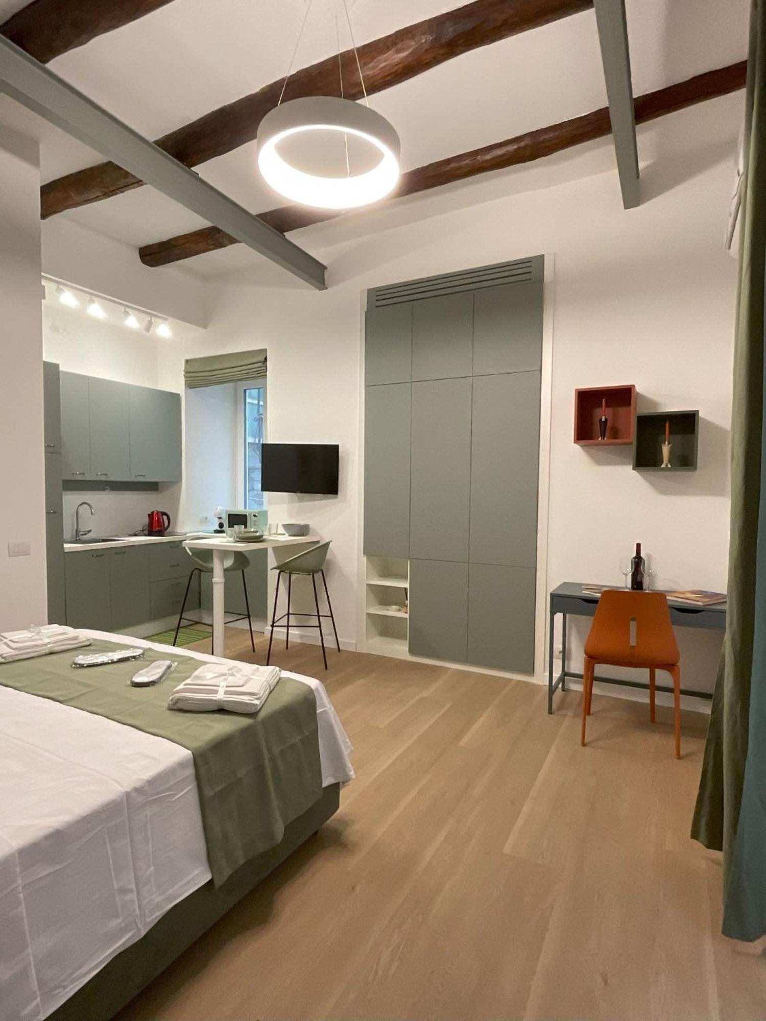 Апартаменты Sansepolcro33 Неаполь Экстерьер фото