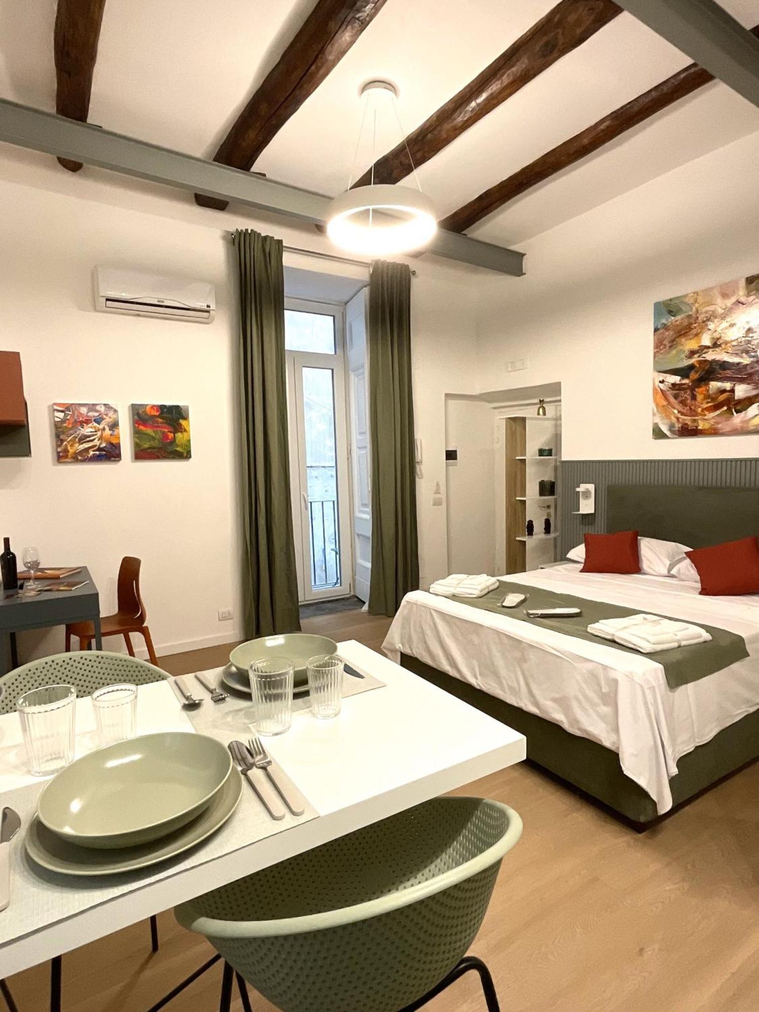 Апартаменты Sansepolcro33 Неаполь Экстерьер фото